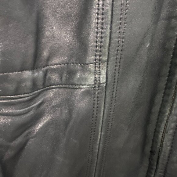 Danier Men's Black Leather Jacket with Quilt Zip out Lining Size 40/XL - Picture 5 of 15